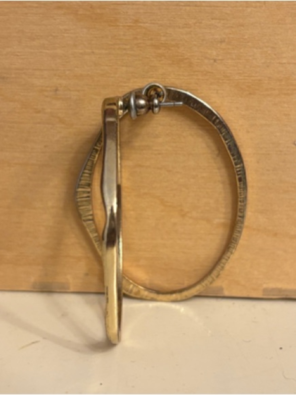 🌟4 for $20 Reitmans Gold Irregular Oval Hoop Earrings - Picture 3 of 4